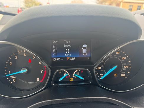 Used 2019 Ford Escape S image 20