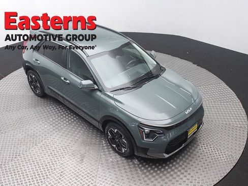 Used 2024 Kia Niro Wind FWD image 3