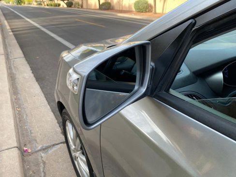 Used 2012 Hyundai Tucson Limited image 21