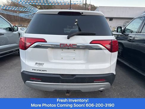 Used 2019 GMC Acadia SLE w/ LPO, Floor Liner Package FWD image 5