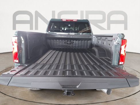 Used 2026 Chevrolet Silverado 2500 ZR2 AWD/4WD image 12