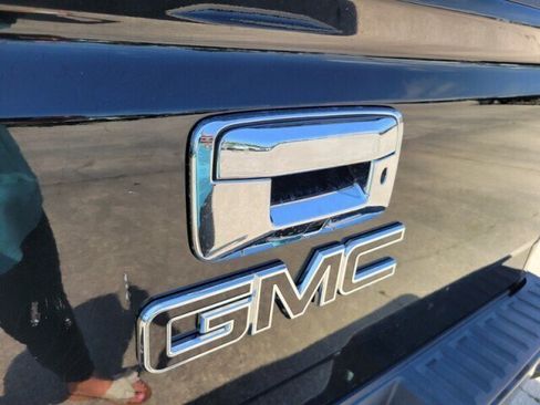 Used 2014 GMC Sierra 1500 Denali RWD image 8