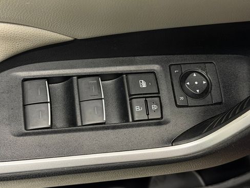 Used 2023 Toyota RAV4 XLE w/ Convenience Package image 21