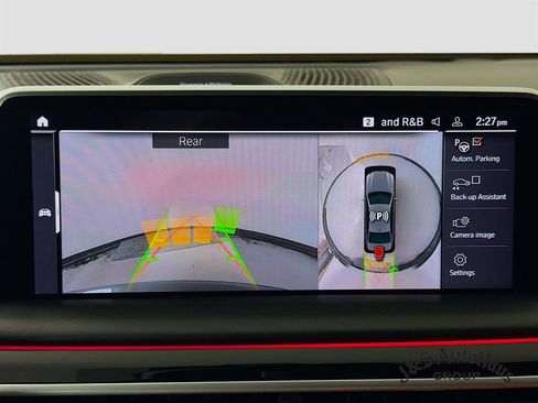 Used 2022 BMW 750i xDrive w/ Luxury Rear Seating Package image 19