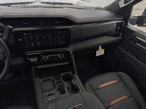 New 2026 GMC Sierra 2500 AT4 w/ AT4 Premium Plus Package image 21