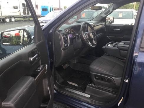Used 2019 Chevrolet Silverado 1500 LT w/ All-Star Edition AWD/4WD image 3
