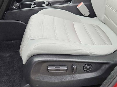 Certified 2022 Honda CR-V EX image 23