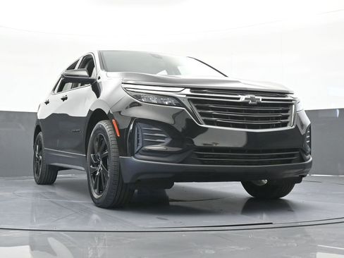 Used 2024 Chevrolet Equinox LS w/ Midnight Edition image 57