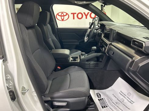 Used 2025 Toyota 4Runner TRD Sport image 12