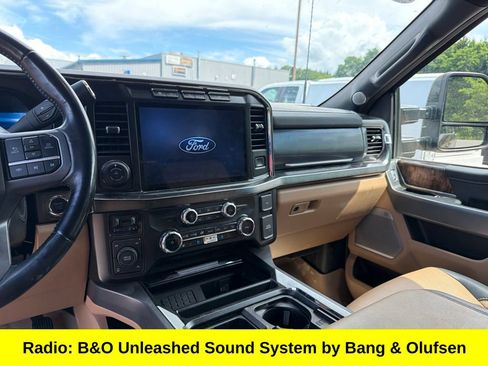 Used 2024 Ford F350 Lariat w/ Lariat Ultimate Package AWD/4WD image 10