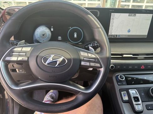 Used 2024 Hyundai Palisade Calligraphy image 6