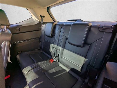 Used 2021 Volkswagen Atlas SE image 13