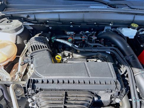 Used 2024 Lincoln Nautilus Reserve image 32