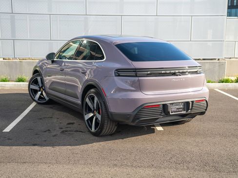 Used 2025 Porsche Macan 4S Electric AWD/4WD image 3