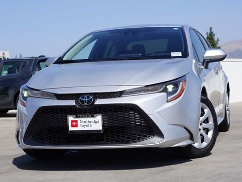 Certified 2022 Toyota Corolla LE w/ Carpet Mat Package (TMS) FWD image 4