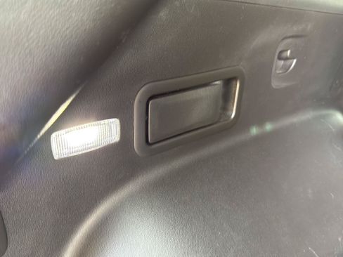 Used 2024 Chevrolet Blazer LT w/ Convenience Package FWD image 35