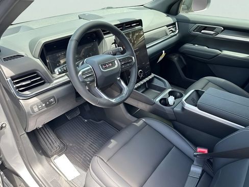 New 2027 GMC Terrain Elevation w/ Elevation Premium Package FWD image 8
