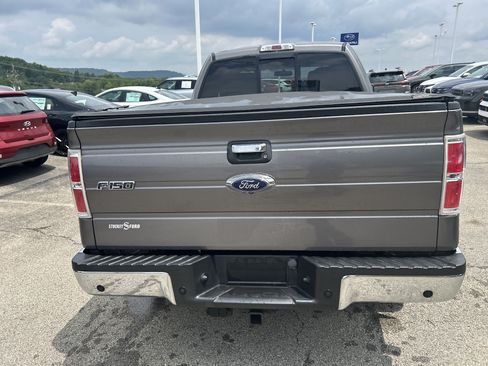 Used 2014 Ford F150 XLT w/ Equipment Group 302A Luxury AWD/4WD image 8
