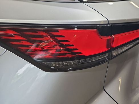 Used 2025 Lexus RX 350 Premium Plus w/ Convenience Package AWD/4WD image 33