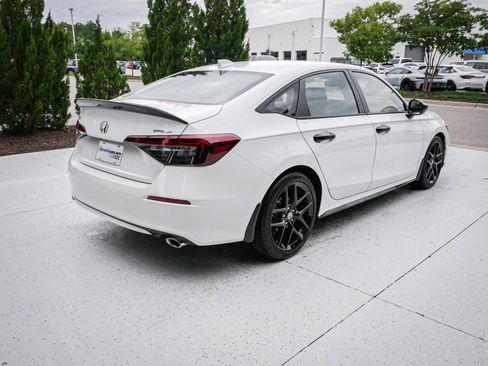Used 2025 Honda Civic Sport image 11