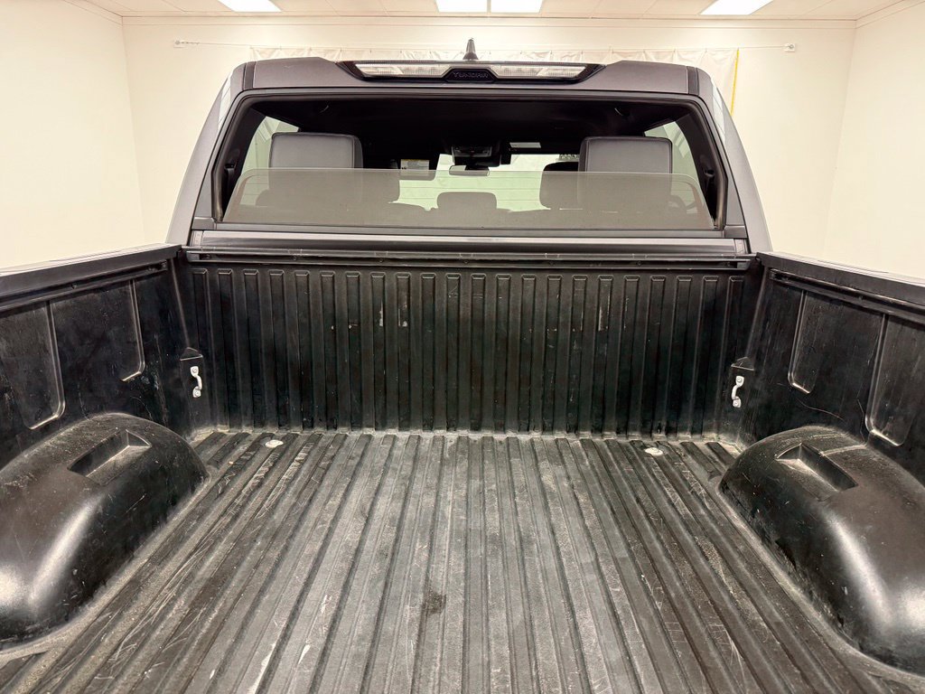 Certified 2025 Toyota Tundra SR5 w/ SR5 Premium Package AWD/4WD image 17