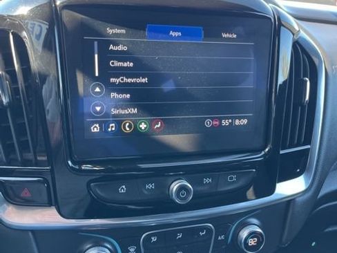 Used 2023 Chevrolet Traverse LT AWD/4WD image 44