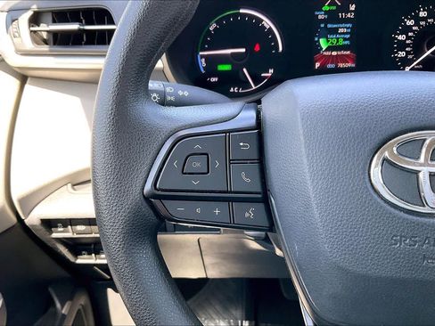 Certified 2022 Toyota Sienna LE FWD image 23