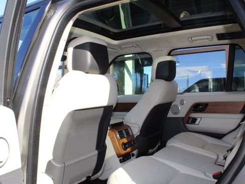 Used 2022 Land Rover Range Rover Westminster Edition image 31