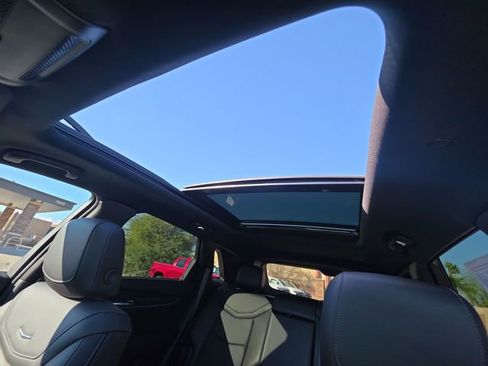 Certified 2025 Cadillac XT5 Premium Luxury image 19