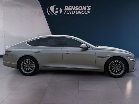 Used 2023 Genesis G80 2.5T image 6