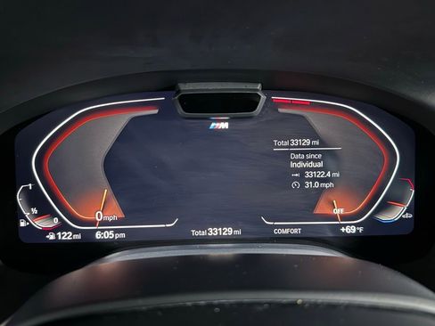 Used 2022 BMW 750i xDrive w/ Luxury Rear Seating Package image 27