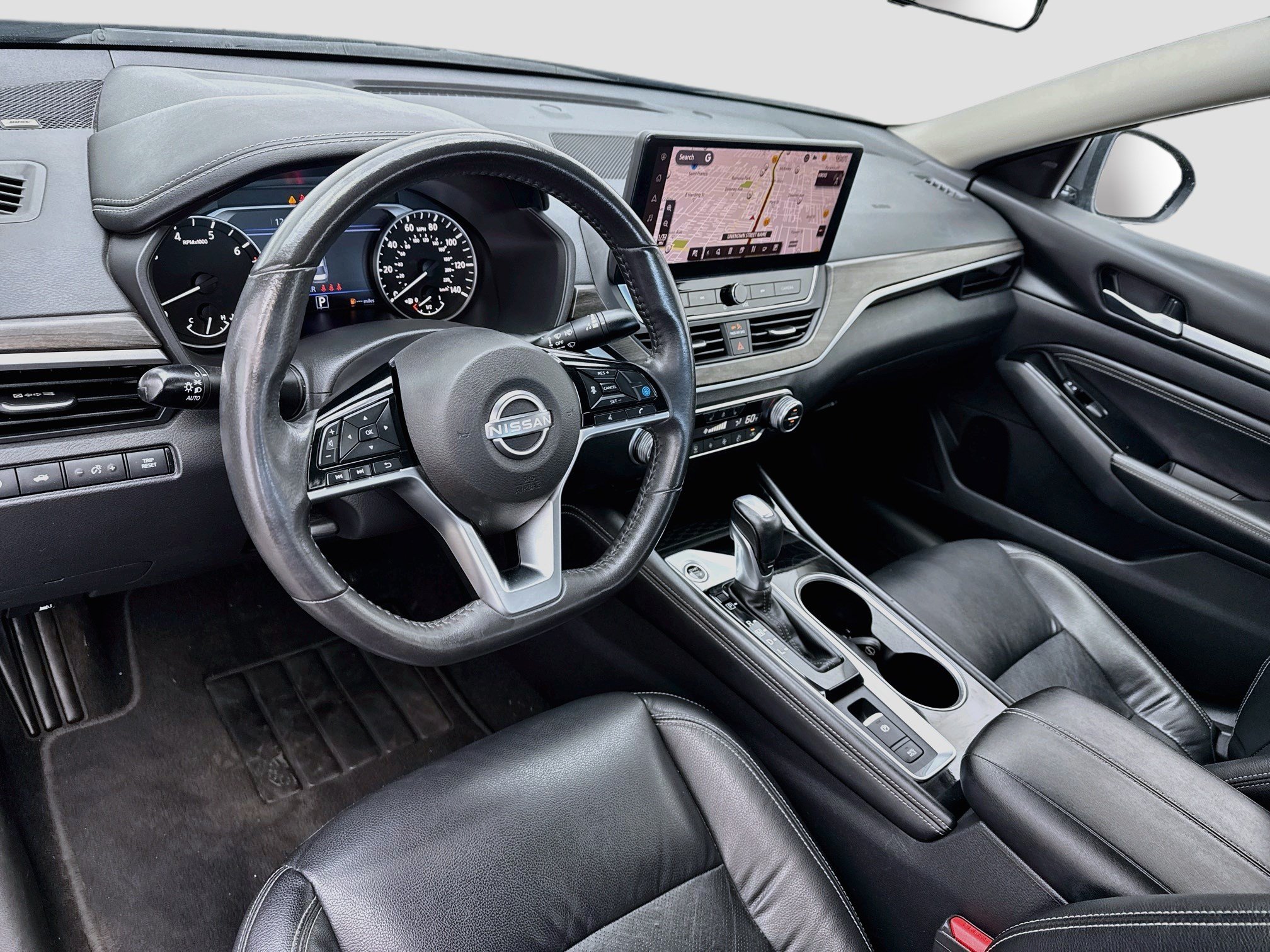Used 2023 Nissan Altima 2.5 SL FWD image 7