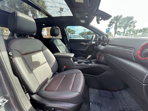 Used 2023 Chevrolet Blazer RS w/ Enhanced Convenience Package image 23