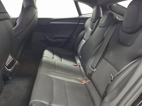 Used 2022 Tesla Model S image 10