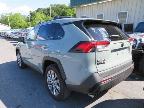 Used 2019 Toyota RAV4 XLE Premium w/ Cold Weather Package AWD/4WD image 2