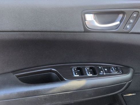 Used 2020 Kia Optima Premium image 14