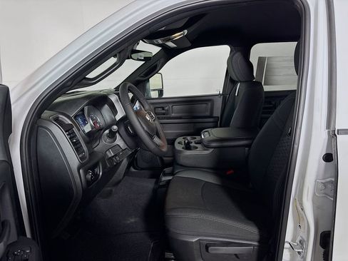 New 2025 RAM 2500 Tradesman w/ Safety Group AWD/4WD image 11