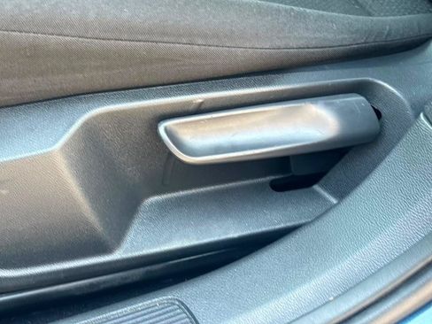 Used 2021 Volkswagen Jetta SE FWD image 14
