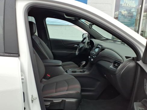 Used 2023 Chevrolet Equinox RS AWD/4WD image 21