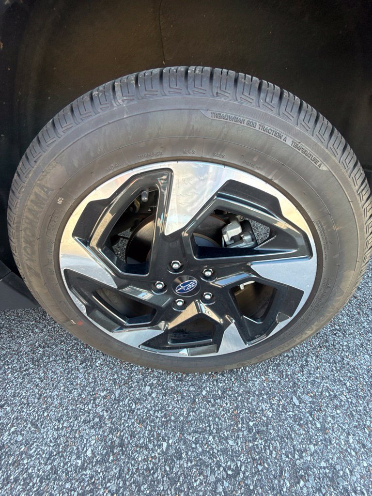 Used 2024 Subaru Crosstrek 2.5i Limited w/ Crosstrek Mirror Package AWD/4WD image 6
