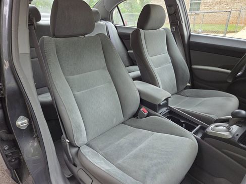 Used 2010 Honda Civic LX image 29