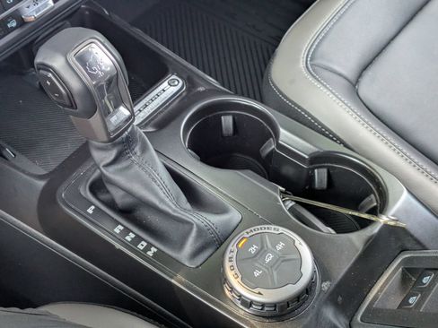Certified 2025 Ford Bronco Outer Banks AWD/4WD image 22