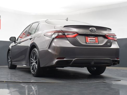 Used 2024 Toyota Camry SE image 26