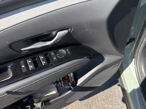 Used 2025 Hyundai Santa Cruz Limited image 20