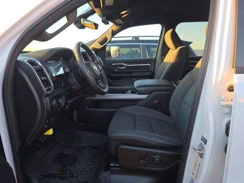 Used 2024 RAM 1500 Big Horn AWD/4WD image 7