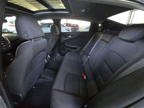 Used 2023 Chevrolet Malibu LT image 6