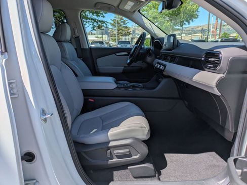 Certified 2025 Honda Pilot EX-L image 31