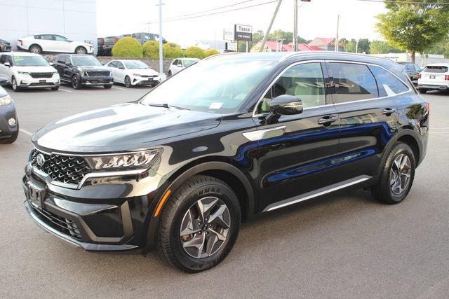 Used 2021 Kia Sorento S FWD image 2
