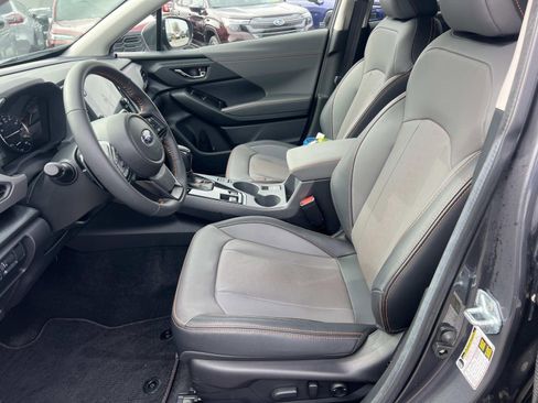 Certified 2025 Subaru Crosstrek 2.5i Limited w/ Popular Package #3A image 9