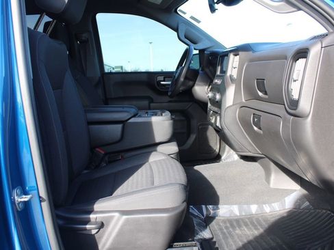 Used 2022 Chevrolet Silverado 1500 Custom w/ LPO, Dark Essentials Package image 19